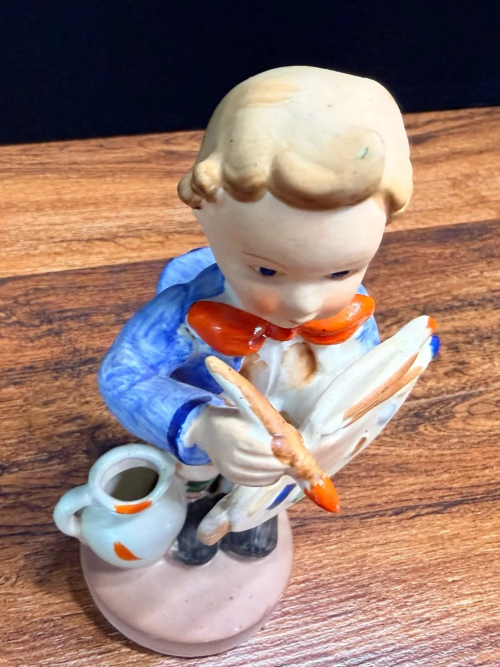 SONSCO Artist Boy Painting Figurine